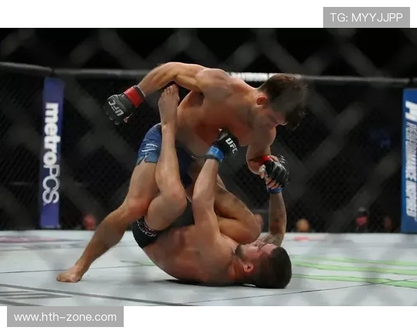 且咬且珍惜!UFC维加斯89赛场出现选手咬人奇葩事件。